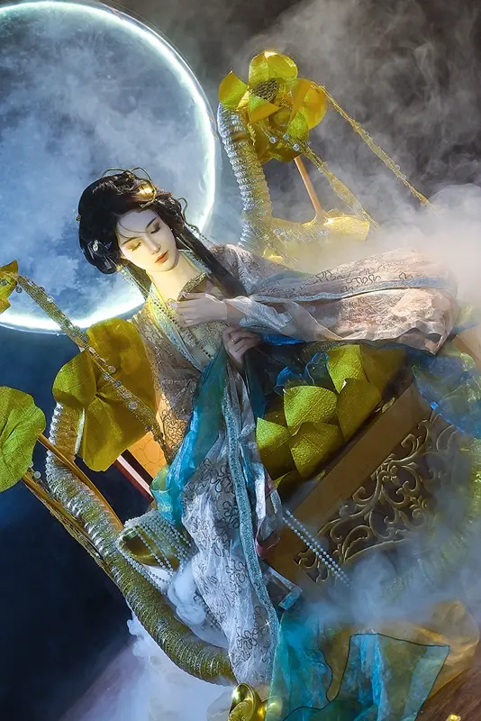 [YITUYU艺图语]2025.02.27 蛇缠金莲 你的三三 18