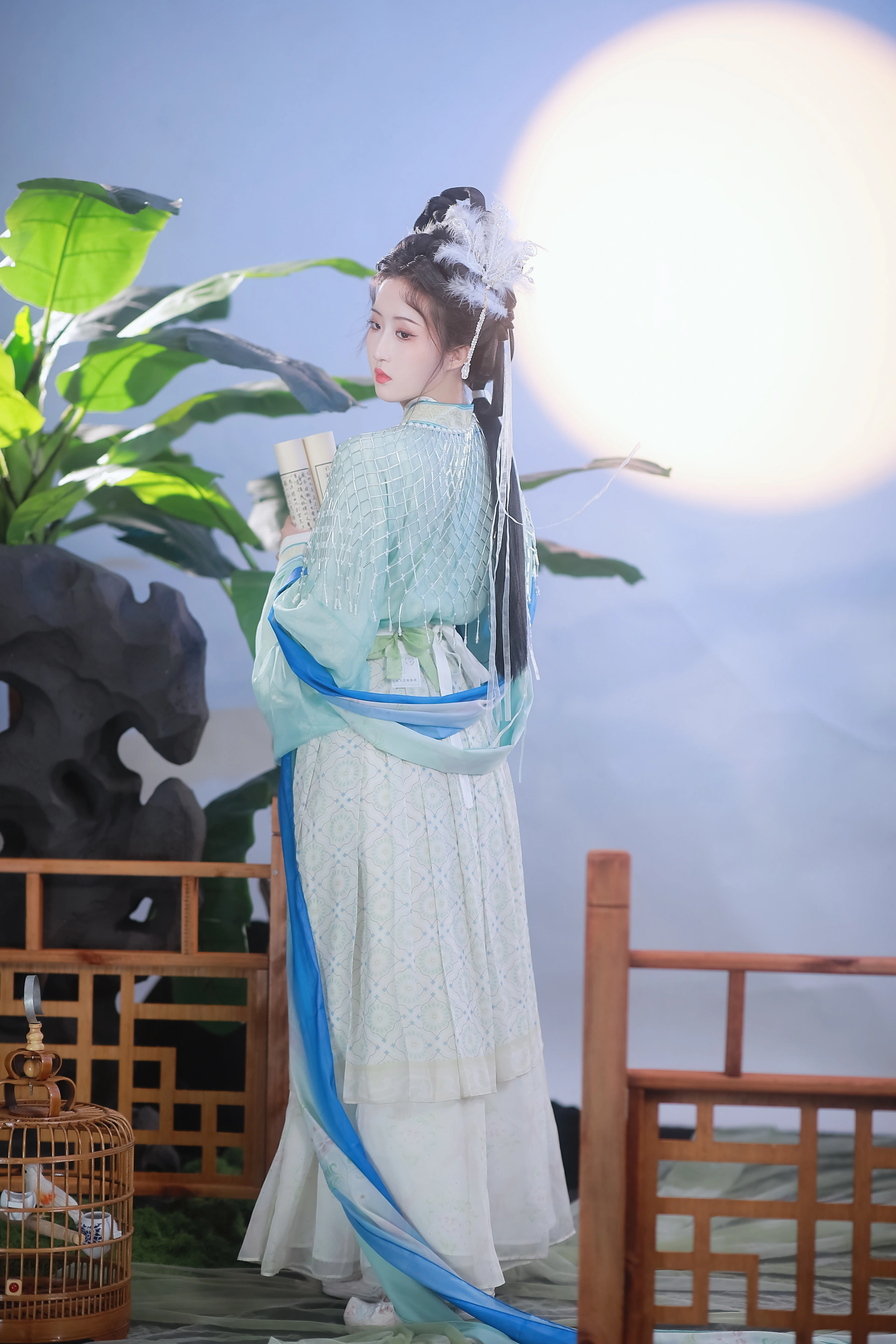 [YITUYU艺图语]2025.03.04 月下 慕容 3
