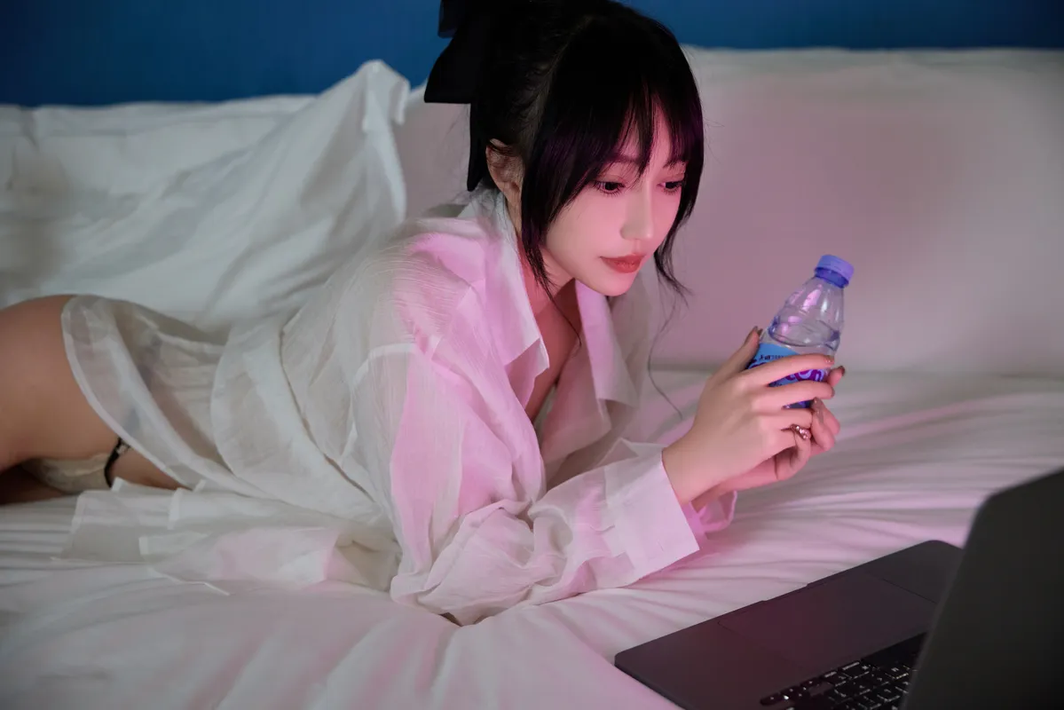 玥儿玥er – NO.016 白衬衫 5